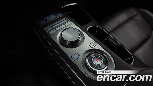 Genesis GV70 2021 — photo 9