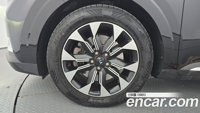 Kia Canival 2021 — photo 5