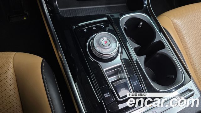 Kia Canival 2021 — photo 9