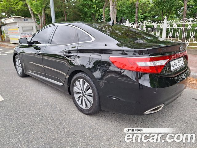 Hyundai Grandeur 2015 — photo 3