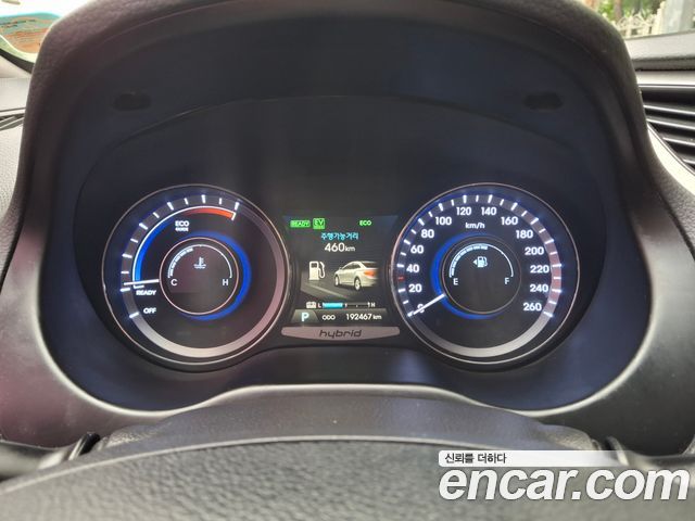 Hyundai Grandeur 2015 — photo 8