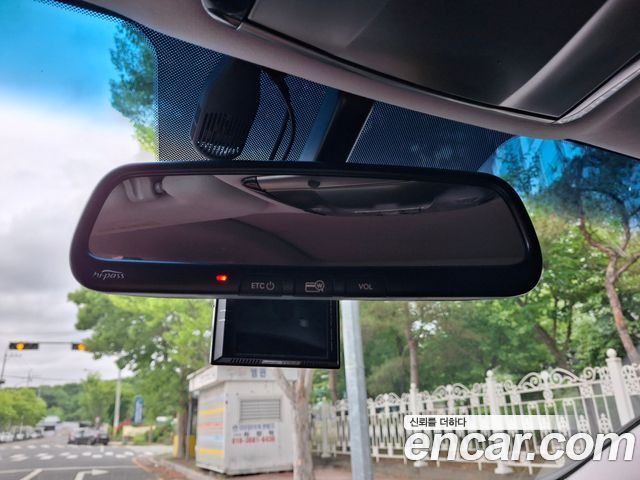 Hyundai Grandeur 2015 — photo 10