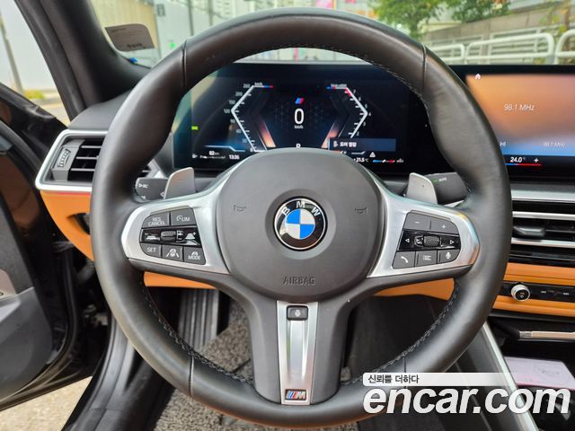 BMW 3-Series 2024 — photo 9