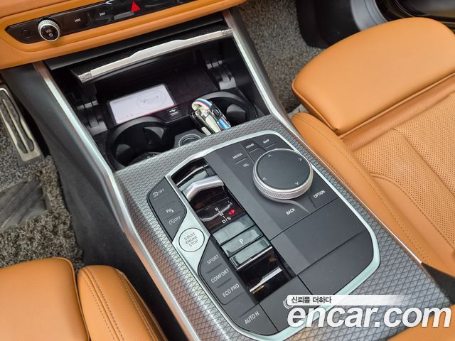 BMW 3-Series 2024 — photo 13