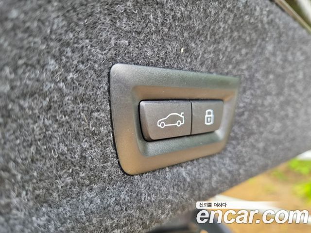 BMW 3-Series 2024 — photo 19
