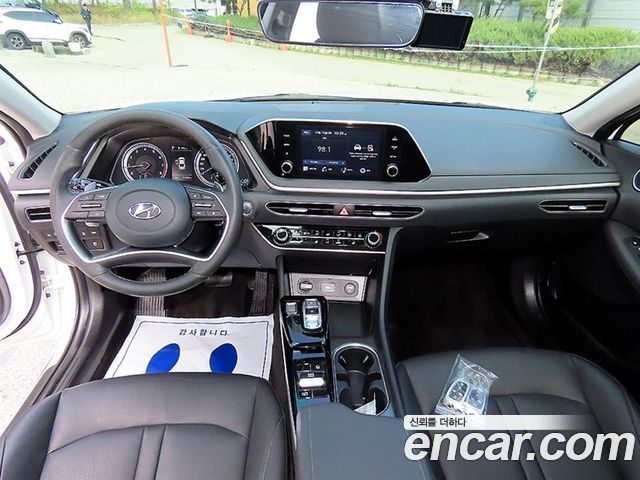 Hyundai Sonata 2023 — photo 7
