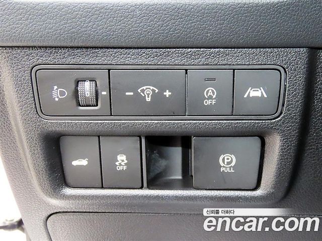 Hyundai Sonata 2023 — photo 12