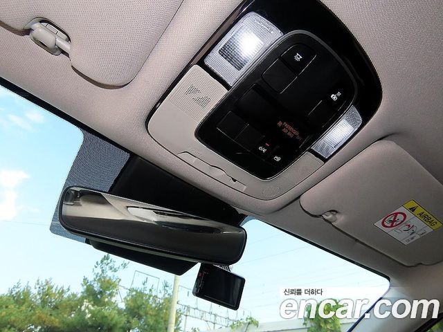 Hyundai Sonata 2023 — photo 16