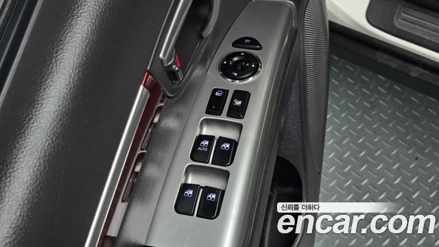 Hyundai Santafe 2011 — photo 24