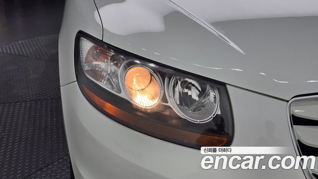 Hyundai Santafe 2011 — photo 8