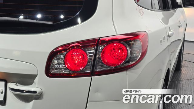 Hyundai Santafe 2011 — photo 9