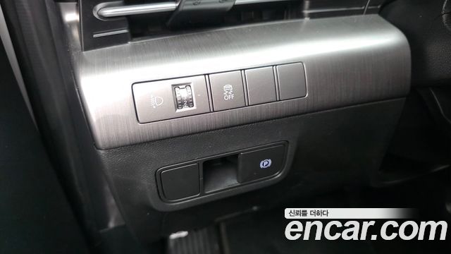 Hyundai Kona 2023 — photo 25