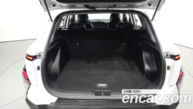 Hyundai Kona 2023 — photo 26