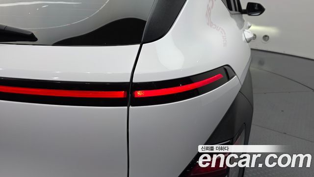 Hyundai Kona 2023 — photo 9