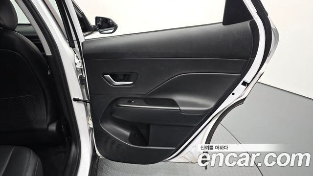 Hyundai Kona 2023 — photo 15