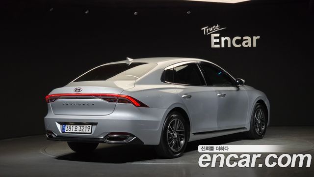 Hyundai Grandeur 2022 — photo 2