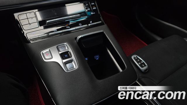 Hyundai Grandeur 2022 — photo 9