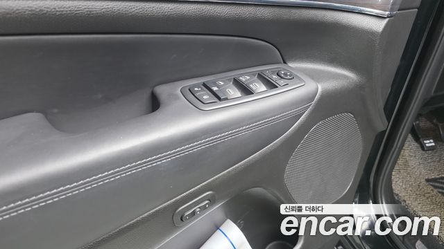 Jeep Cherokee 2020 — photo 26