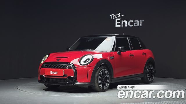 Mini Cooper 2022 — photo 1