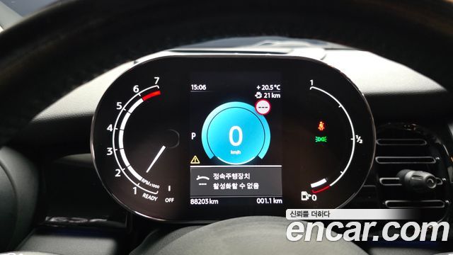 Mini Cooper 2022 — photo 8