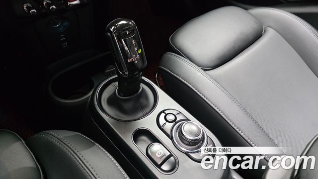 Mini Cooper 2022 — photo 9