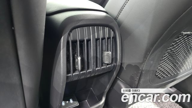 Hyundai Kona 2023 — photo 19