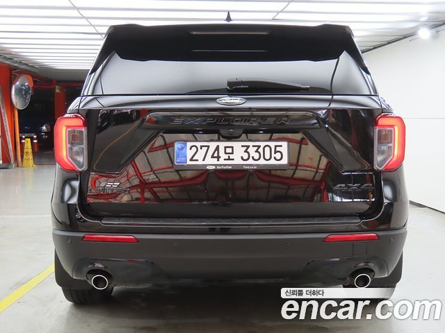 Ford Explorer 2022 — photo 4