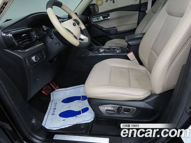 Ford Explorer 2022 — photo 6