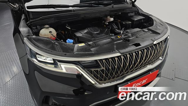 Kia Canival 2023 — photo 6