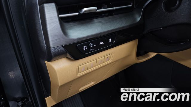 Kia Canival 2023 — photo 23
