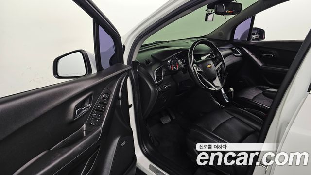 Chevrolet Korea Trax 2017 — photo 13