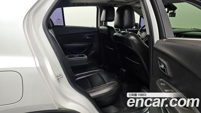 Chevrolet Korea Trax 2017 — photo 18
