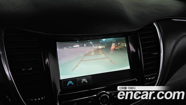 Chevrolet Korea Trax 2017 — photo 21