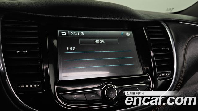 Chevrolet Korea Trax 2017 — photo 22