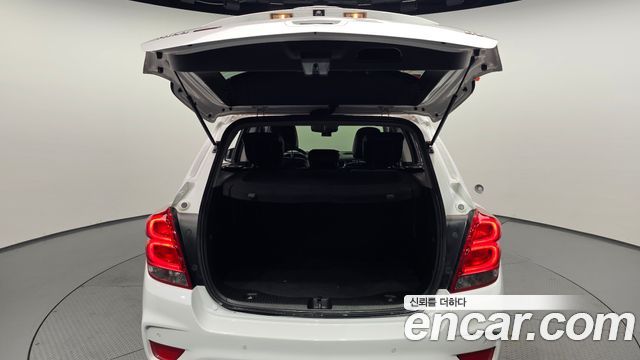 Chevrolet Korea Trax 2017 — photo 26