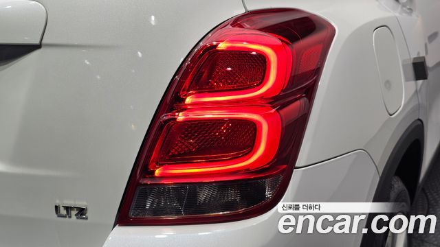 Chevrolet Korea Trax 2017 — photo 9