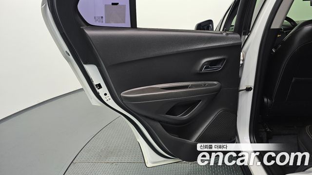 Chevrolet Korea Trax 2017 — photo 15