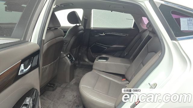 Kia K7 2018 — photo 12
