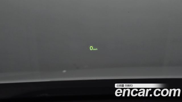 Kia K7 2018 — photo 15