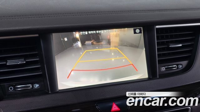 Kia K7 2018 — photo 16