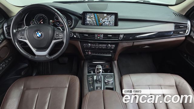 BMW X5 2017 — photo 7