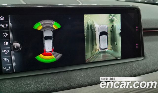 BMW X5 2017 — photo 17