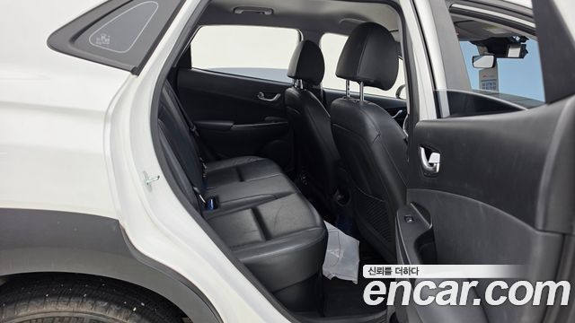 Hyundai Kona 2023 — photo 12