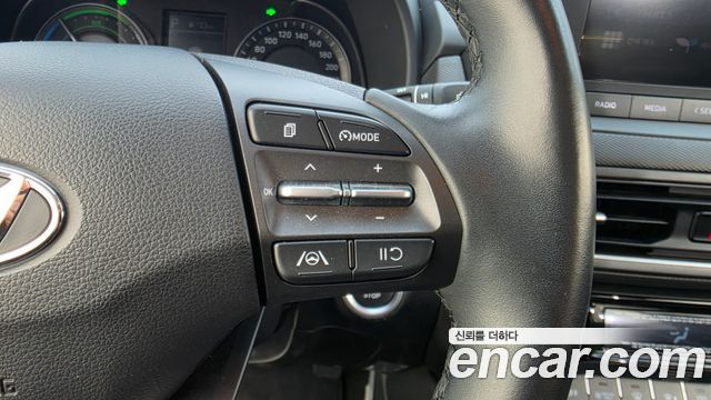 Hyundai Kona 2023 — photo 17