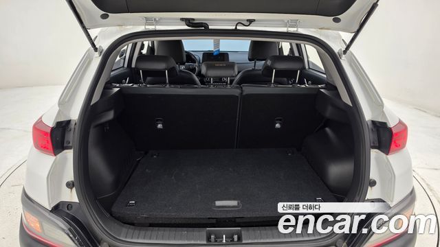 Hyundai Kona 2023 — photo 19