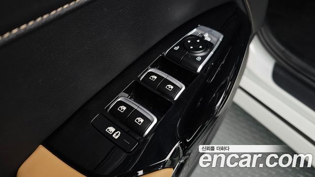 Kia K5 2022 — photo 28