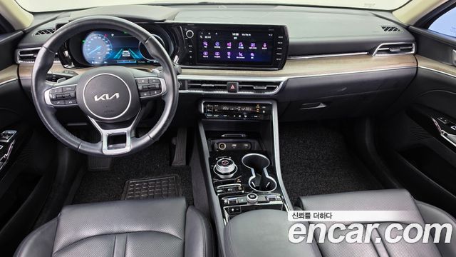 Kia K5 2023 — photo 7