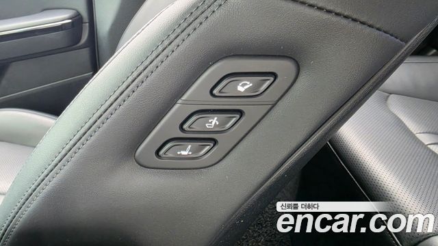 Kia K5 2023 — photo 15