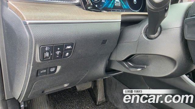 Kia K5 2023 — photo 20