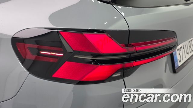 BMW X5 2026 — photo 9